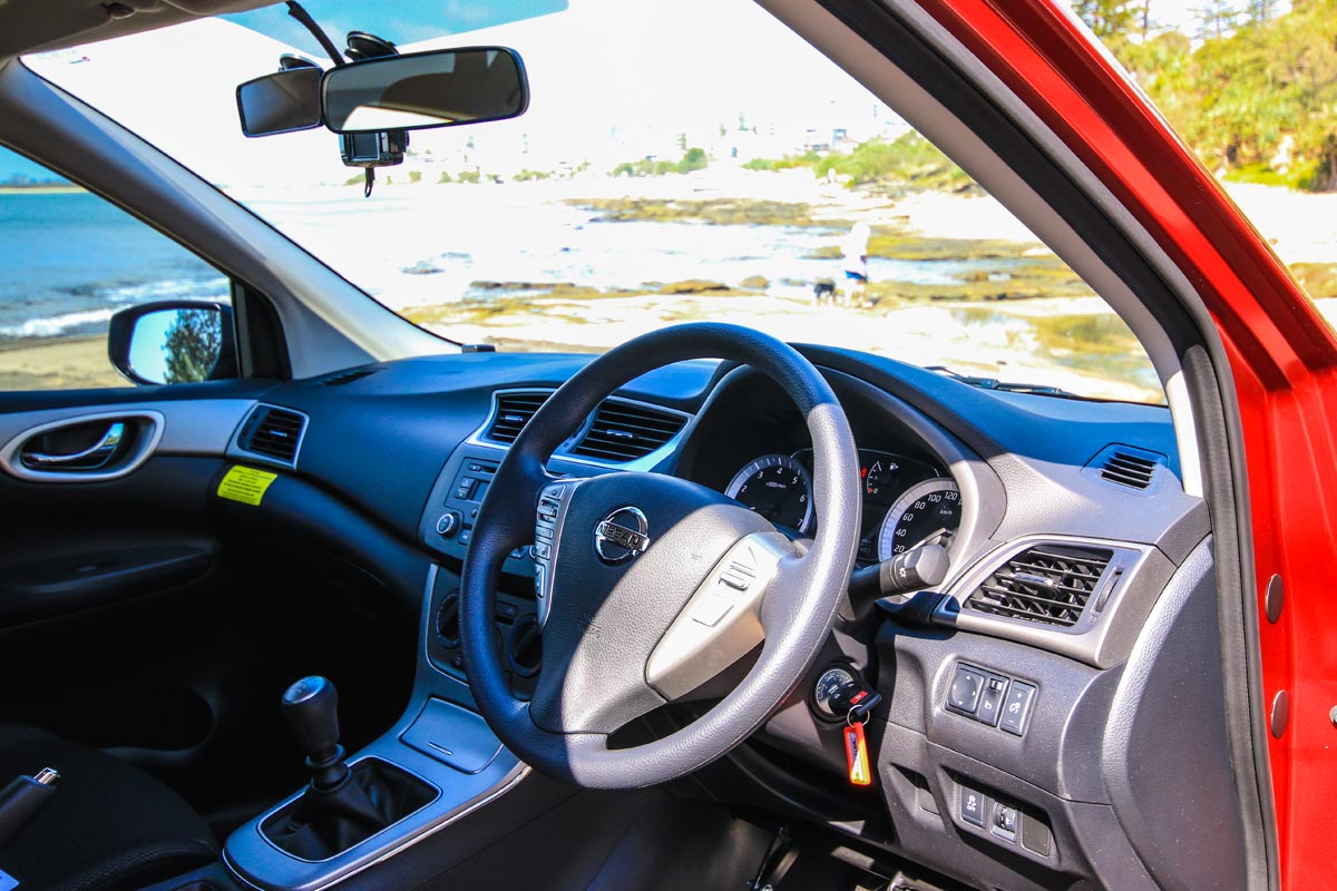 manual driving lessons sunshine coast