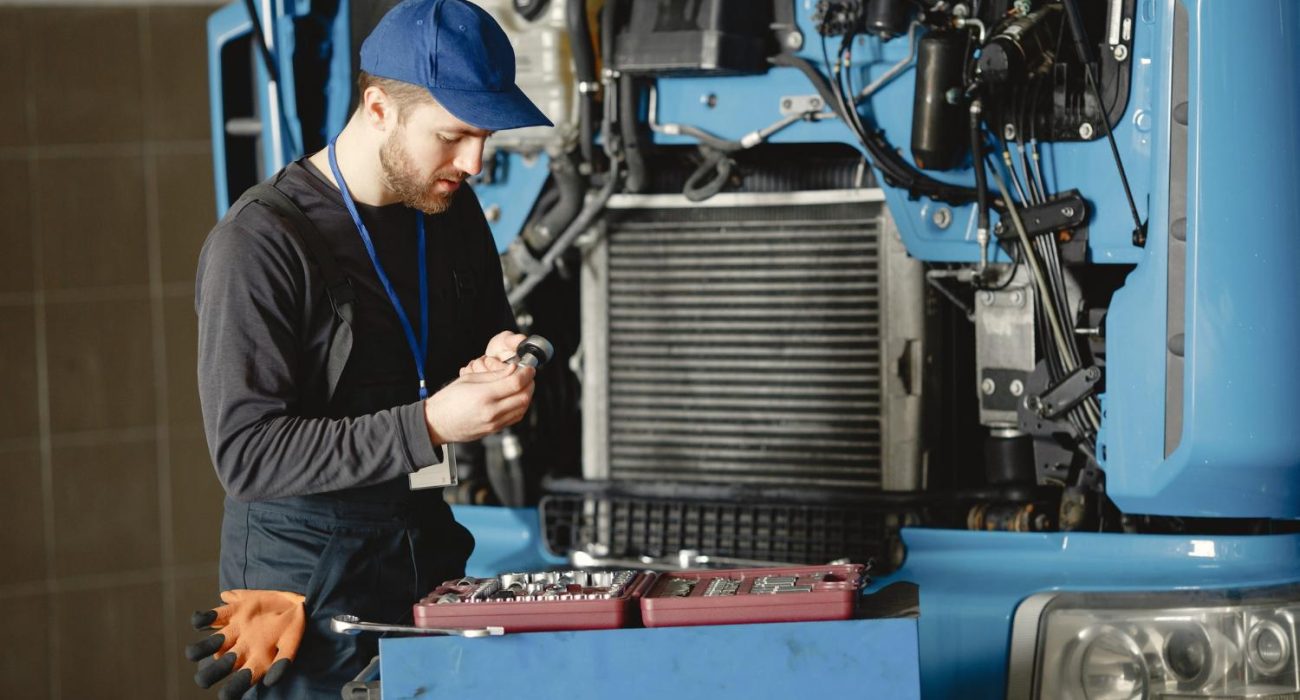 What to Expect from Mobile Diesel Mechanic Midland Services Nearby?
